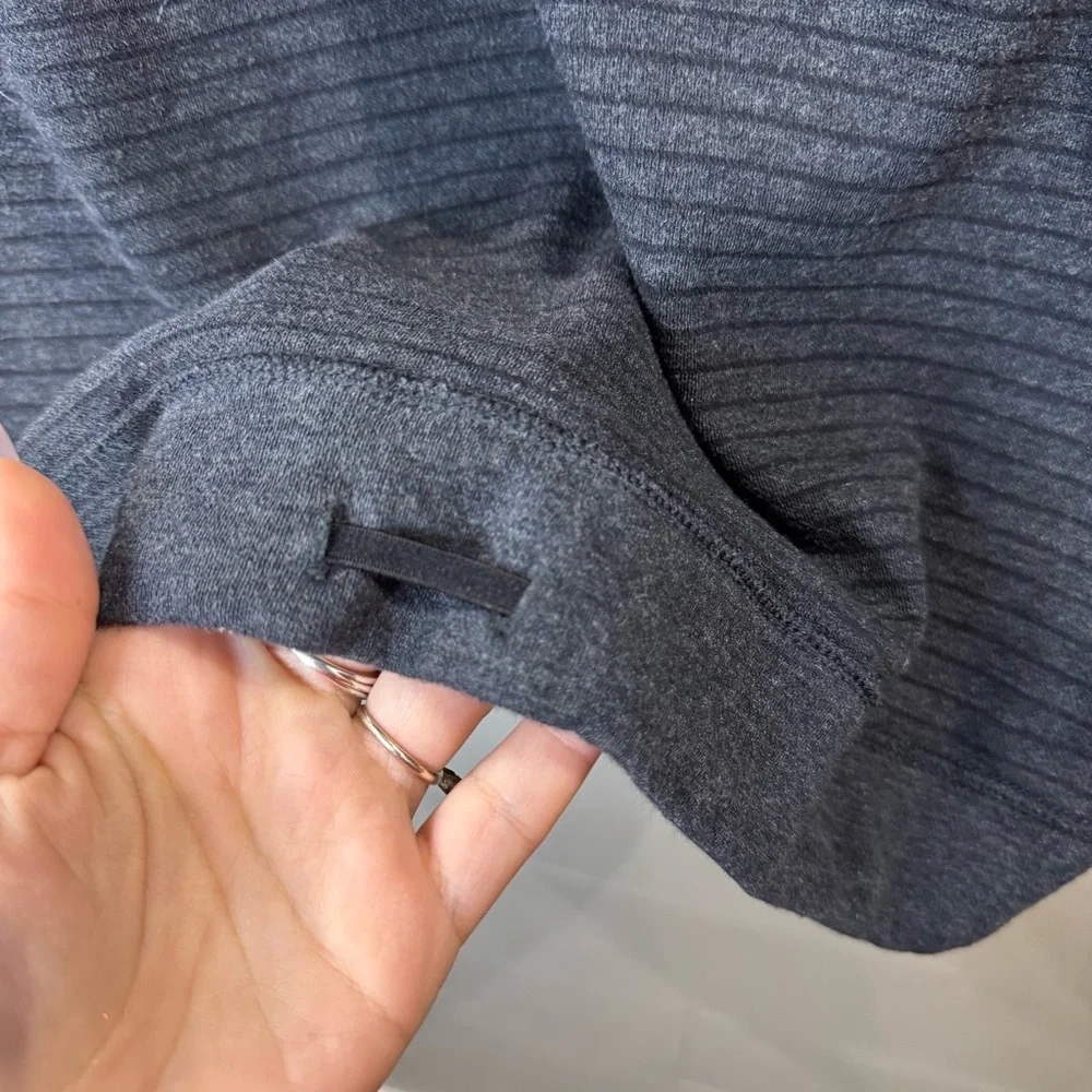Lululemon REVERSIBLE Double Up Heather Gray Long Sleeve Turtleneck Top Size 14